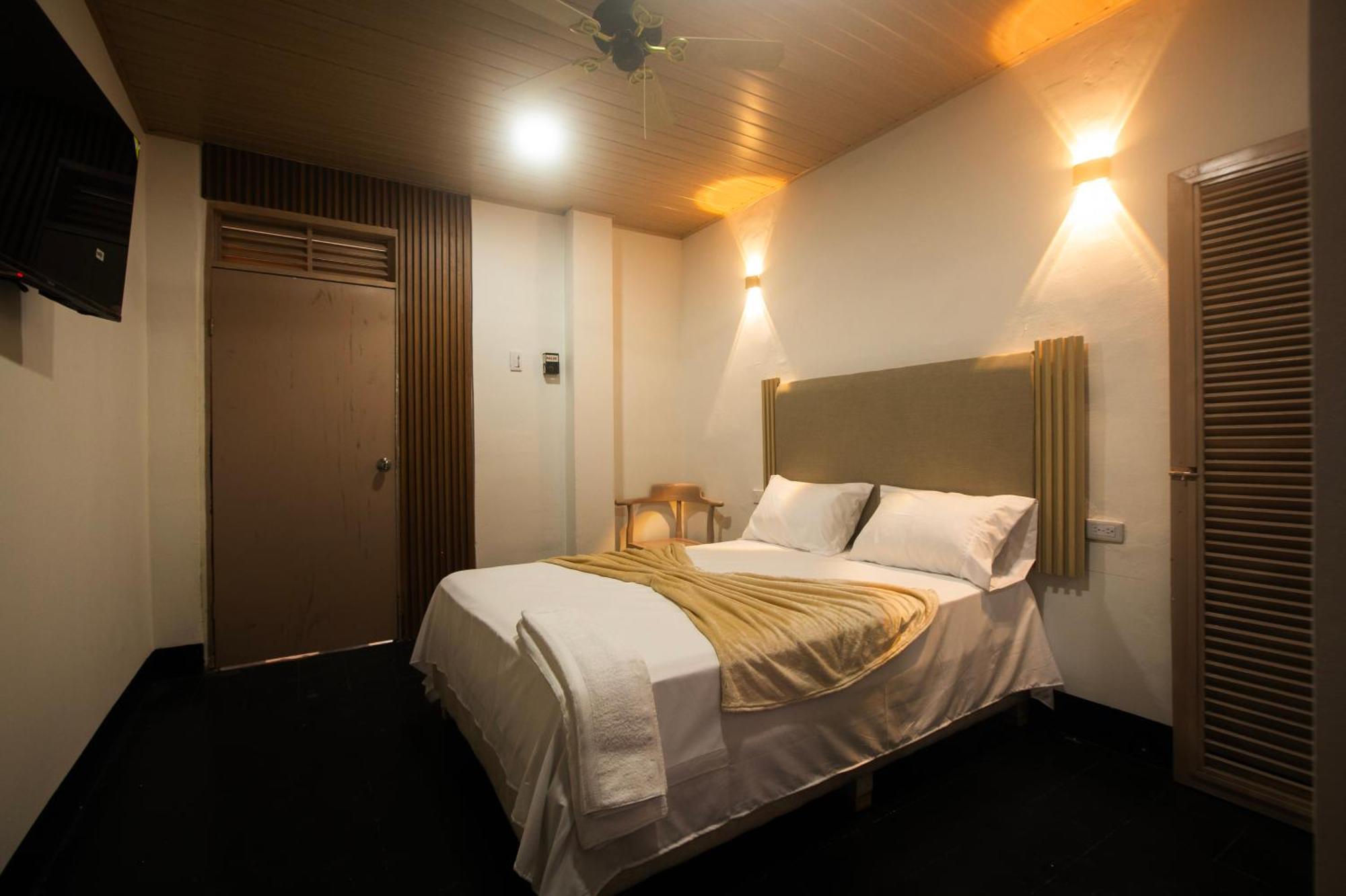 Casa Santa Cruz&social Coffee Hostal
