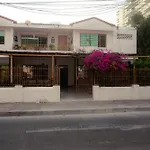 Casa Santa Cruz