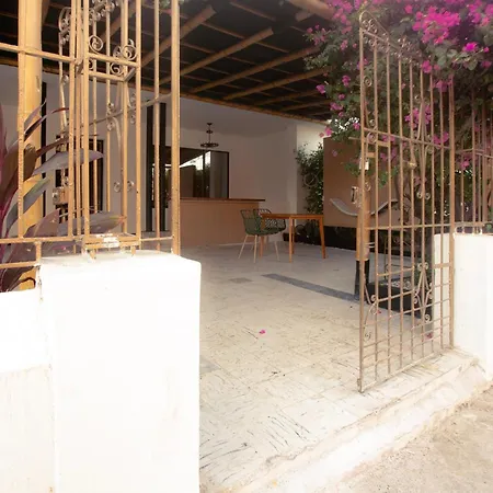Casa Santa Cruz & Social Coffee * Cartagena